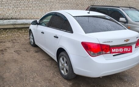 Chevrolet Cruze II, 2011 год, 690 000 рублей, 7 фотография