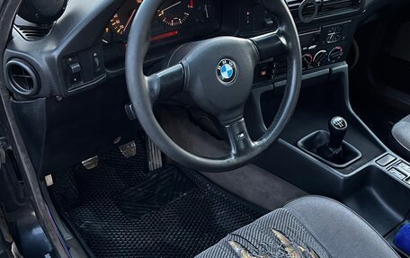 BMW 5 серия, 1990 год, 350 000 рублей, 23 фотография