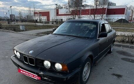 BMW 5 серия, 1990 год, 350 000 рублей, 19 фотография