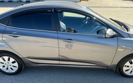 Hyundai Solaris II рестайлинг, 2016 год, 1 100 000 рублей, 3 фотография