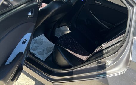 Hyundai Solaris II рестайлинг, 2016 год, 1 100 000 рублей, 10 фотография