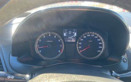 Hyundai Solaris II рестайлинг, 2016 год, 1 100 000 рублей, 23 фотография