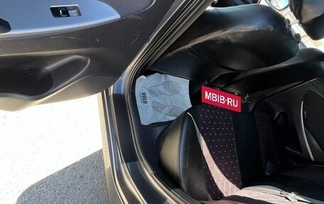 Hyundai Solaris II рестайлинг, 2016 год, 1 100 000 рублей, 19 фотография