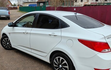 Hyundai Solaris II рестайлинг, 2016 год, 1 199 999 рублей, 3 фотография