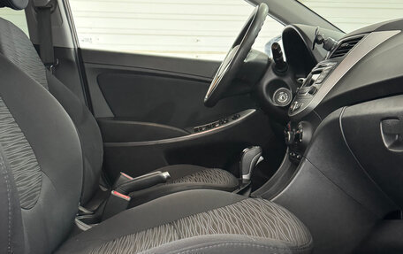 Hyundai Solaris II рестайлинг, 2015 год, 950 000 рублей, 7 фотография