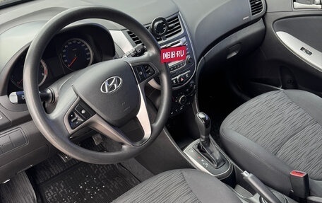 Hyundai Solaris II рестайлинг, 2015 год, 950 000 рублей, 10 фотография