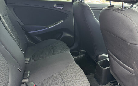 Hyundai Solaris II рестайлинг, 2015 год, 950 000 рублей, 11 фотография