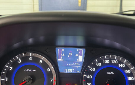 Hyundai Solaris II рестайлинг, 2015 год, 950 000 рублей, 12 фотография