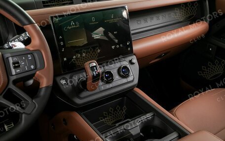 Land Rover Defender II, 2025 год, 29 000 000 рублей, 14 фотография