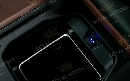 Land Rover Defender II, 2025 год, 29 000 000 рублей, 16 фотография