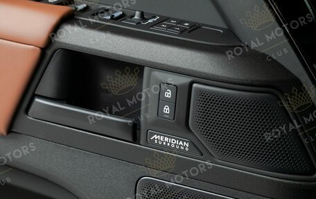 Land Rover Defender II, 2025 год, 29 000 000 рублей, 21 фотография