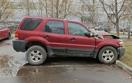 Ford Escape II, 2005 год, 200 000 рублей, 1 фотография