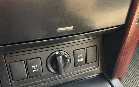 Toyota Land Cruiser Prado 150 рестайлинг 2, 2015 год, 3 600 000 рублей, 14 фотография