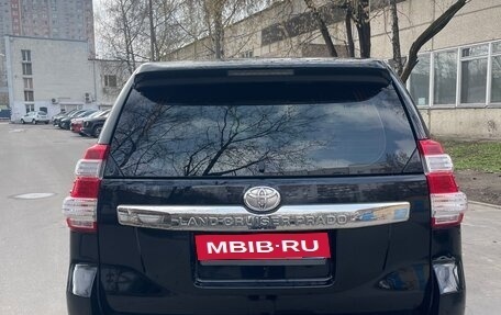 Toyota Land Cruiser Prado 150 рестайлинг 2, 2015 год, 3 600 000 рублей, 5 фотография