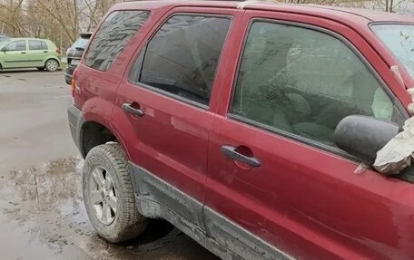Ford Escape II, 2005 год, 200 000 рублей, 2 фотография