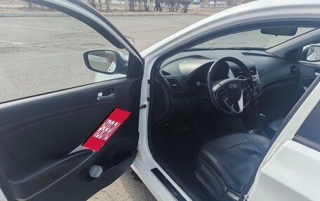 Hyundai Solaris II рестайлинг, 2014 год, 1 150 000 рублей, 13 фотография