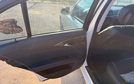 Mercedes-Benz E-Класс, 2008 год, 830 000 рублей, 15 фотография