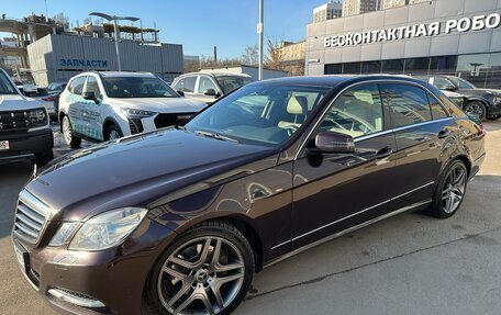 Mercedes-Benz E-Класс, 2012 год, 2 280 000 рублей, 3 фотография