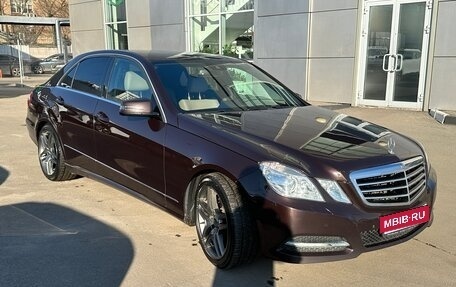 Mercedes-Benz E-Класс, 2012 год, 2 280 000 рублей, 5 фотография