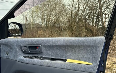 Toyota Ipsum II, 1999 год, 470 000 рублей, 24 фотография