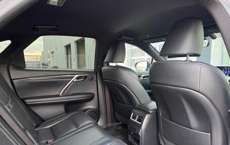 Lexus RX IV рестайлинг, 2018 год, 4 100 000 рублей, 30 фотография