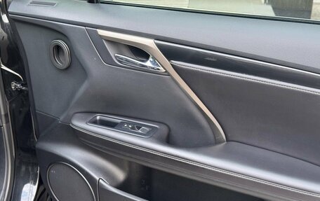 Lexus RX IV рестайлинг, 2018 год, 4 100 000 рублей, 32 фотография