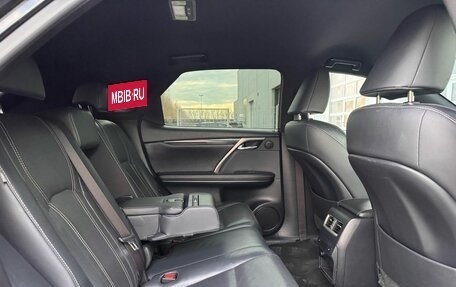 Lexus RX IV рестайлинг, 2018 год, 4 100 000 рублей, 31 фотография