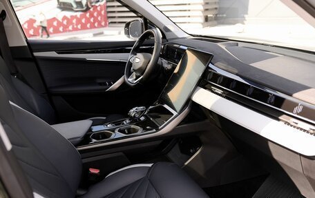 Geely Atlas, 2023 год, 2 650 000 рублей, 6 фотография