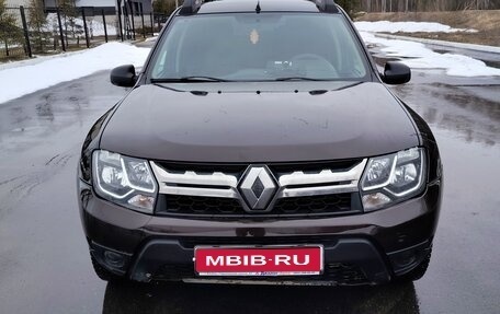 Renault Duster I рестайлинг, 2017 год, 990 000 рублей, 1 фотография