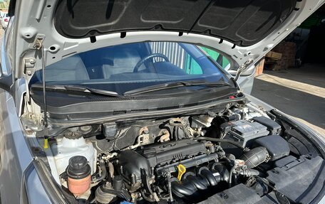 Hyundai Solaris II рестайлинг, 2014 год, 890 000 рублей, 13 фотография