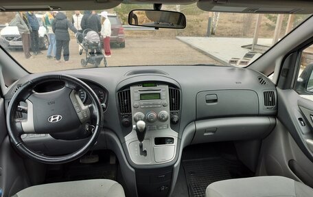 Hyundai H-1 II рестайлинг, 2012 год, 1 990 000 рублей, 7 фотография