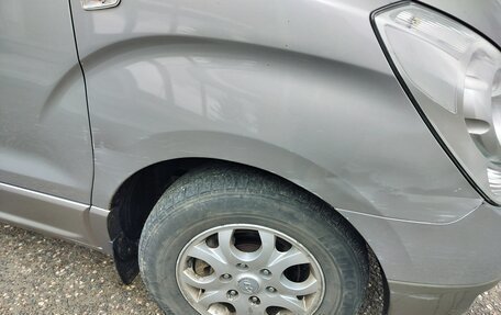 Hyundai H-1 II рестайлинг, 2012 год, 1 990 000 рублей, 6 фотография