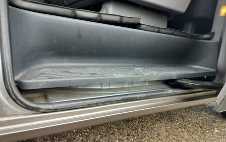 Hyundai H-1 II рестайлинг, 2012 год, 1 990 000 рублей, 11 фотография