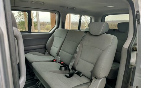 Hyundai H-1 II рестайлинг, 2012 год, 1 990 000 рублей, 9 фотография