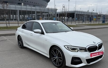 BMW 3 серия, 2019 год, 4 350 000 рублей, 3 фотография