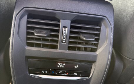 BMW 3 серия, 2019 год, 4 350 000 рублей, 23 фотография