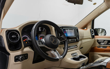 Mercedes-Benz Vito, 2024 год, 9 900 000 рублей, 12 фотография