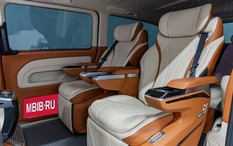 Mercedes-Benz Vito, 2024 год, 9 900 000 рублей, 21 фотография