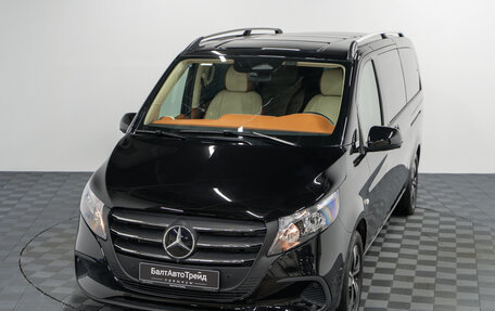 Mercedes-Benz Vito, 2024 год, 9 900 000 рублей, 34 фотография