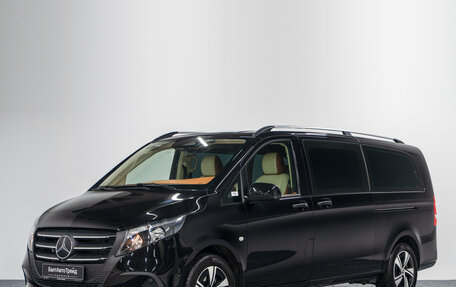 Mercedes-Benz Vito, 2024 год, 9 900 000 рублей, 36 фотография