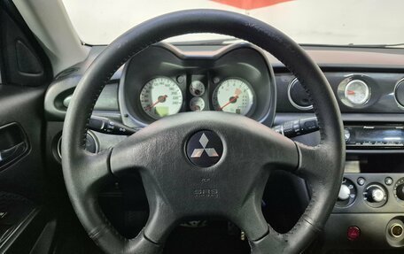 Mitsubishi Outlander III рестайлинг 3, 2006 год, 783 000 рублей, 10 фотография