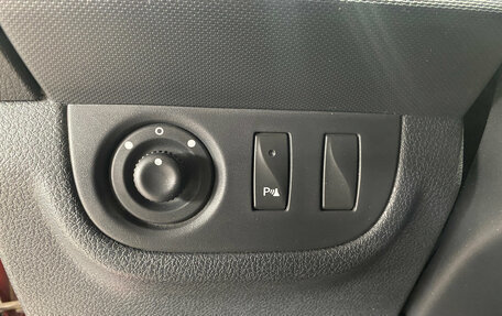 Renault Sandero II рестайлинг, 2014 год, 850 000 рублей, 12 фотография