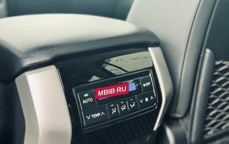 Toyota Land Cruiser Prado 150 рестайлинг 2, 2022 год, 6 149 000 рублей, 23 фотография