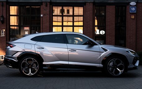 Lamborghini Urus I, 2024 год, 35 000 000 рублей, 4 фотография
