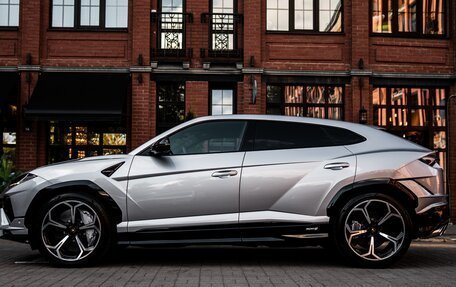 Lamborghini Urus I, 2024 год, 35 000 000 рублей, 2 фотография