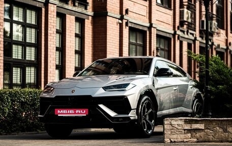 Lamborghini Urus I, 2024 год, 35 000 000 рублей, 3 фотография