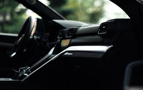 Lamborghini Urus I, 2024 год, 35 000 000 рублей, 13 фотография