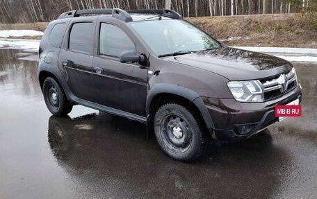 Renault Duster I рестайлинг, 2017 год, 990 000 рублей, 2 фотография