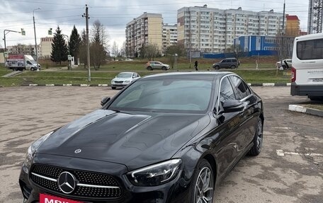 Mercedes-Benz E-Класс, 2020 год, 4 500 000 рублей, 2 фотография