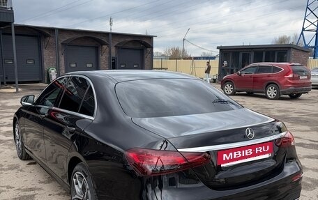 Mercedes-Benz E-Класс, 2020 год, 4 500 000 рублей, 4 фотография